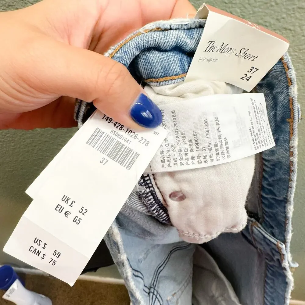 Abercrombie & Fitch Blue Jean The Mom Short High Rise Denim Shorts - Size 37